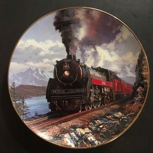 Royal Doulton Railway Plate Canadian Pacific